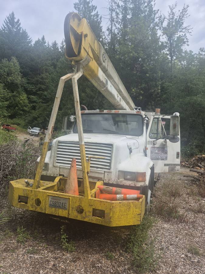 International-ihc-Navistar-4900-1989-white