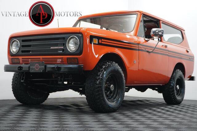 International-ihc-Scout-1972-Orange-Tan