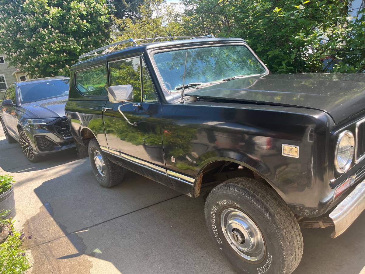 International-ihc-Scout-1973-black