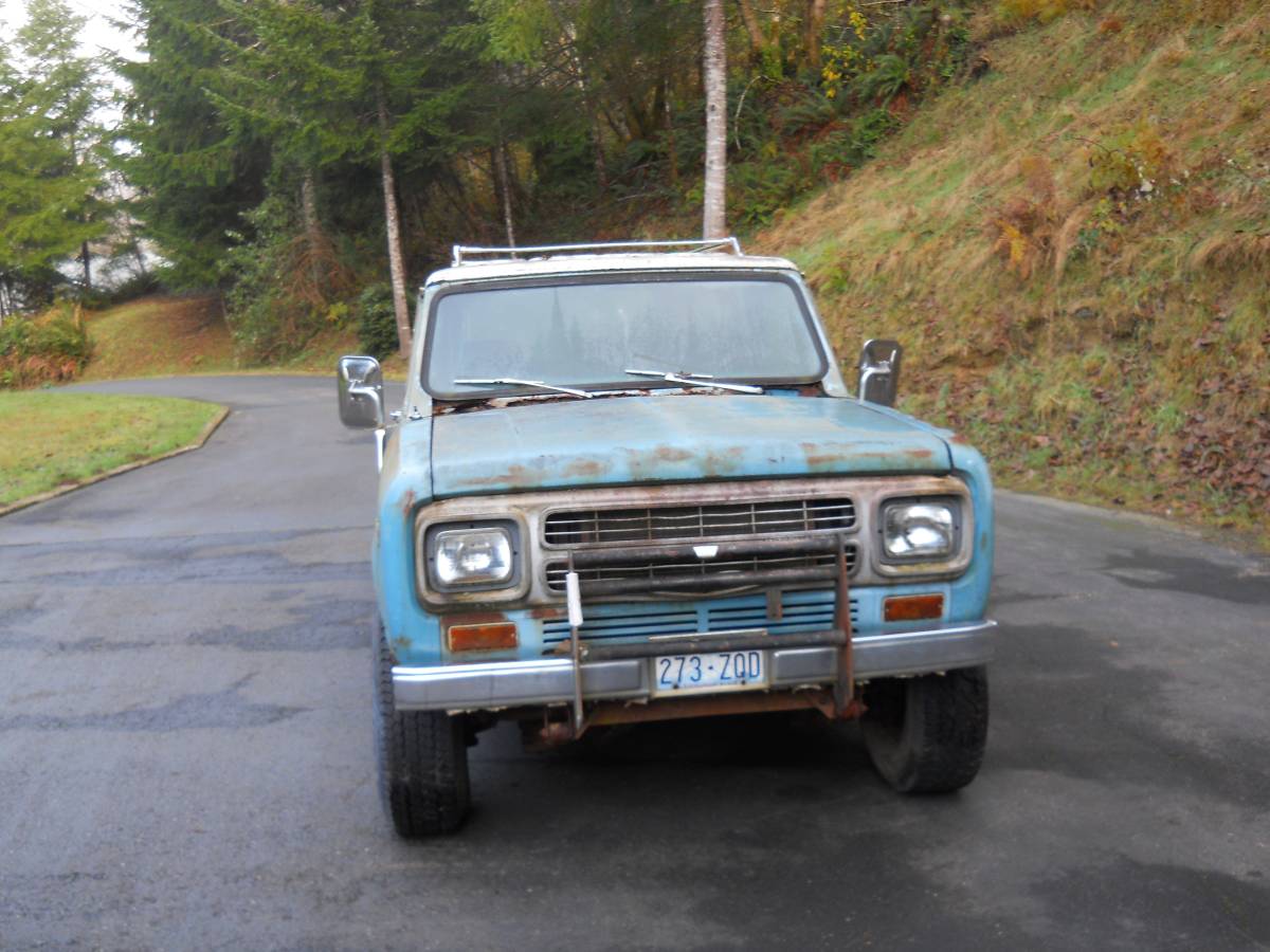 International-ihc-Scout-1980-blue