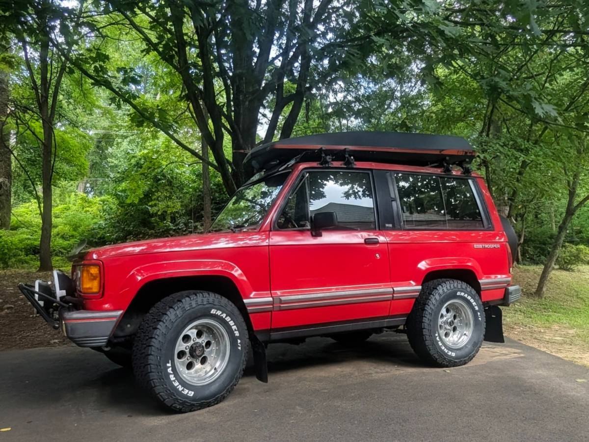 Isuzu-trooper-rs-1989