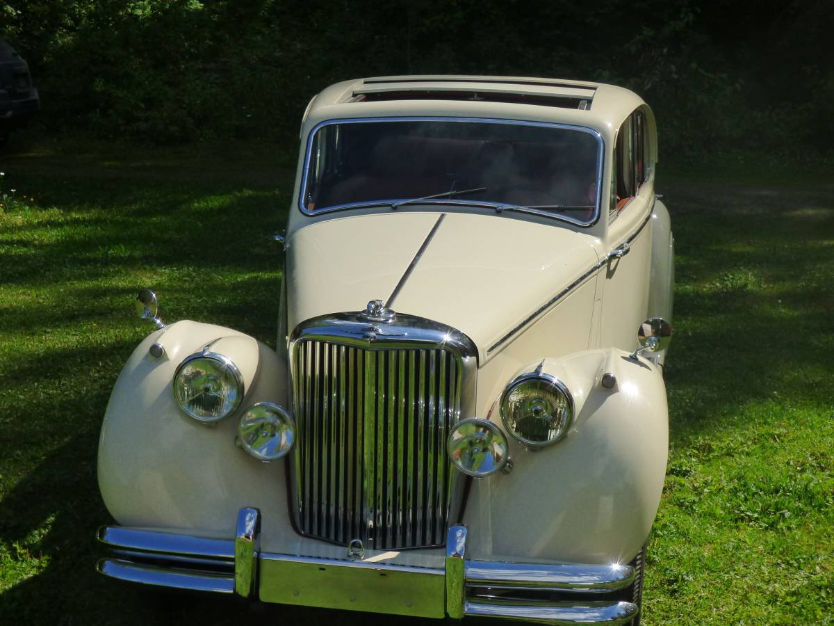 Jaguar-Mark-v-1951-White