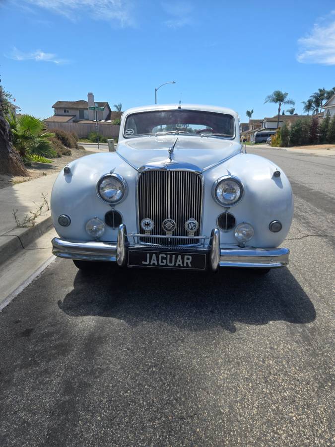 Jaguar-Mark9-1959