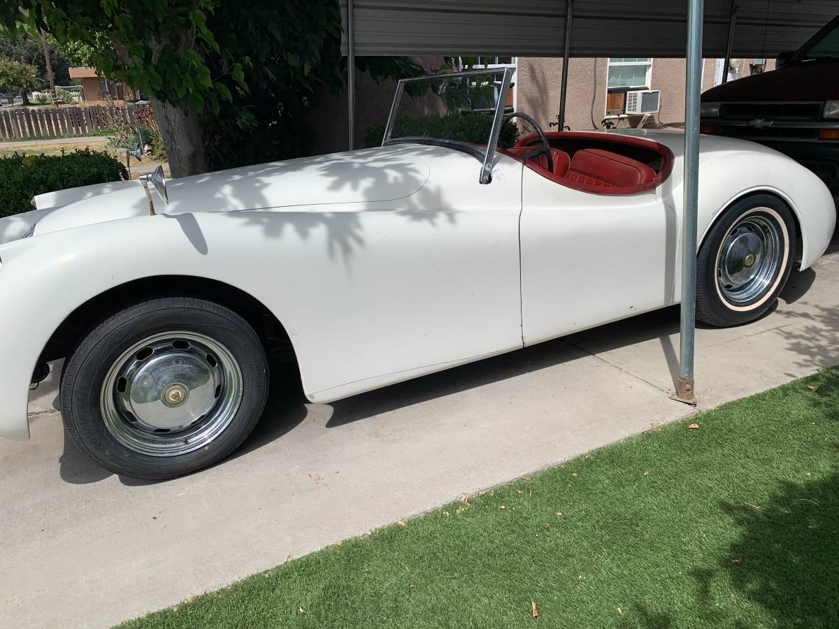 Jaguar-Roadster-1954