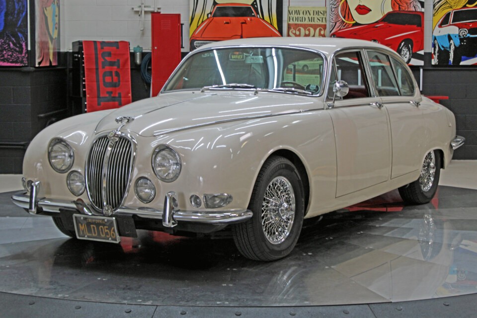 Jaguar-S-Type-1965-Red