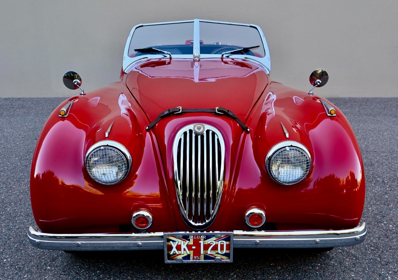 Jaguar-XK120-1952-Convertible-Black