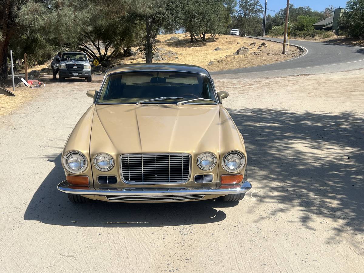 Jaguar-Xj-1972