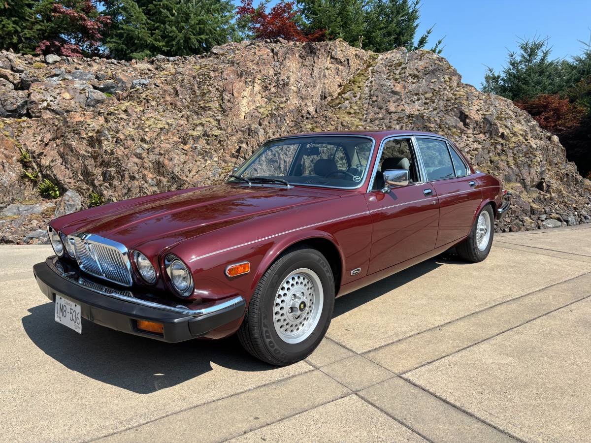 Jaguar Xj6 1986, photo 1