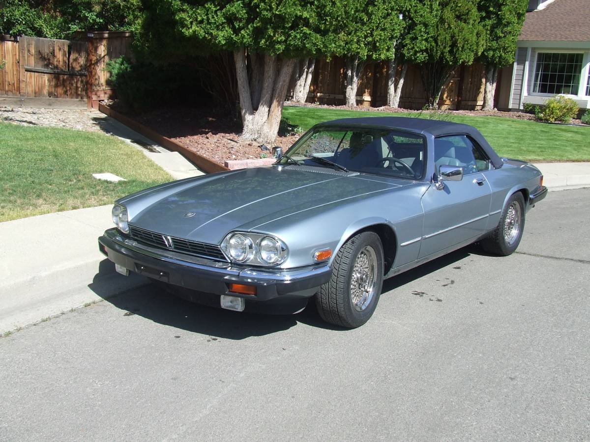 Jaguar-Xjs-v12-1990-blue Jaguar-Xjs-v12-1990-blue