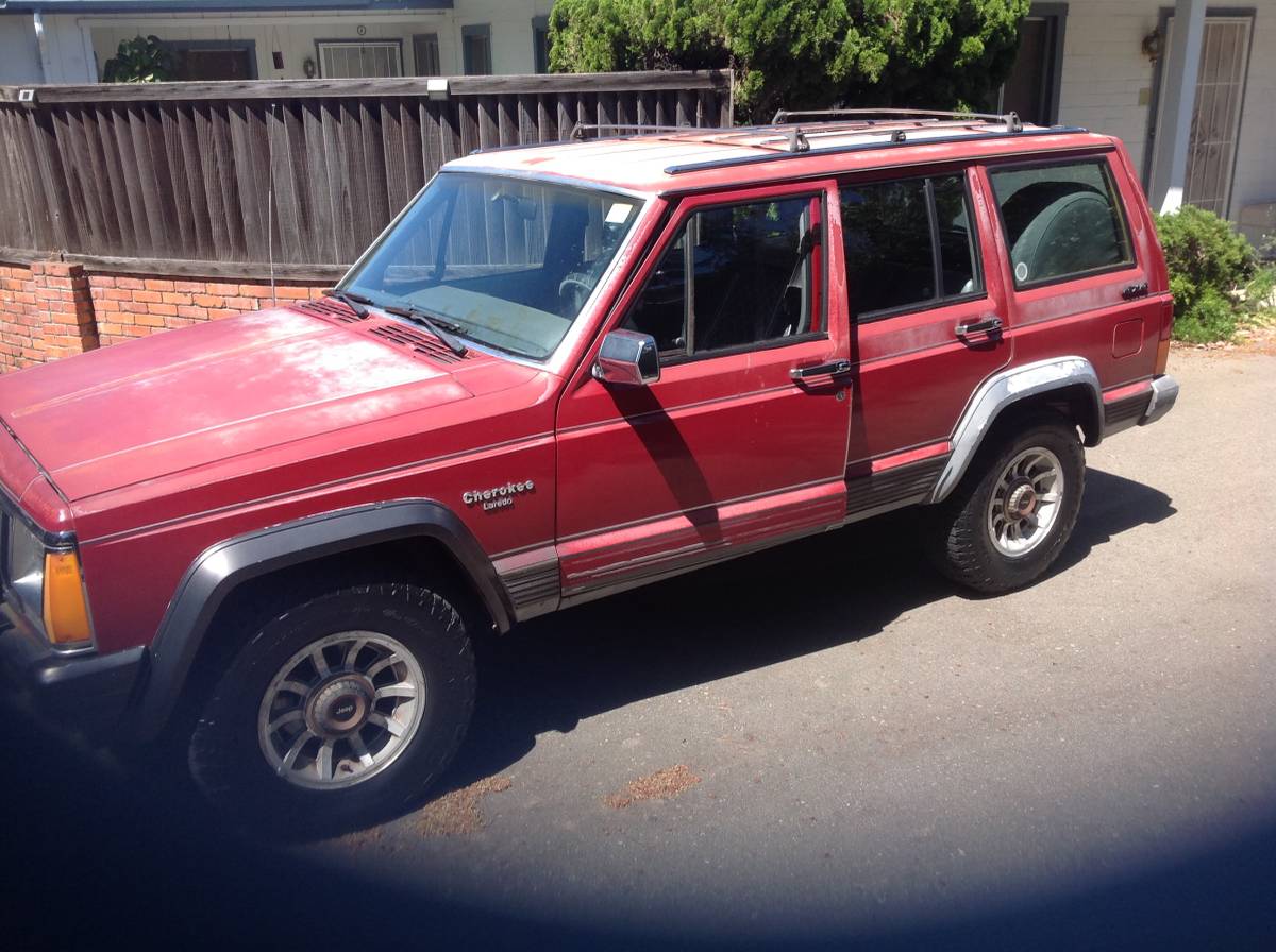 Jeep-4x-cherokee-lotado-1989-red