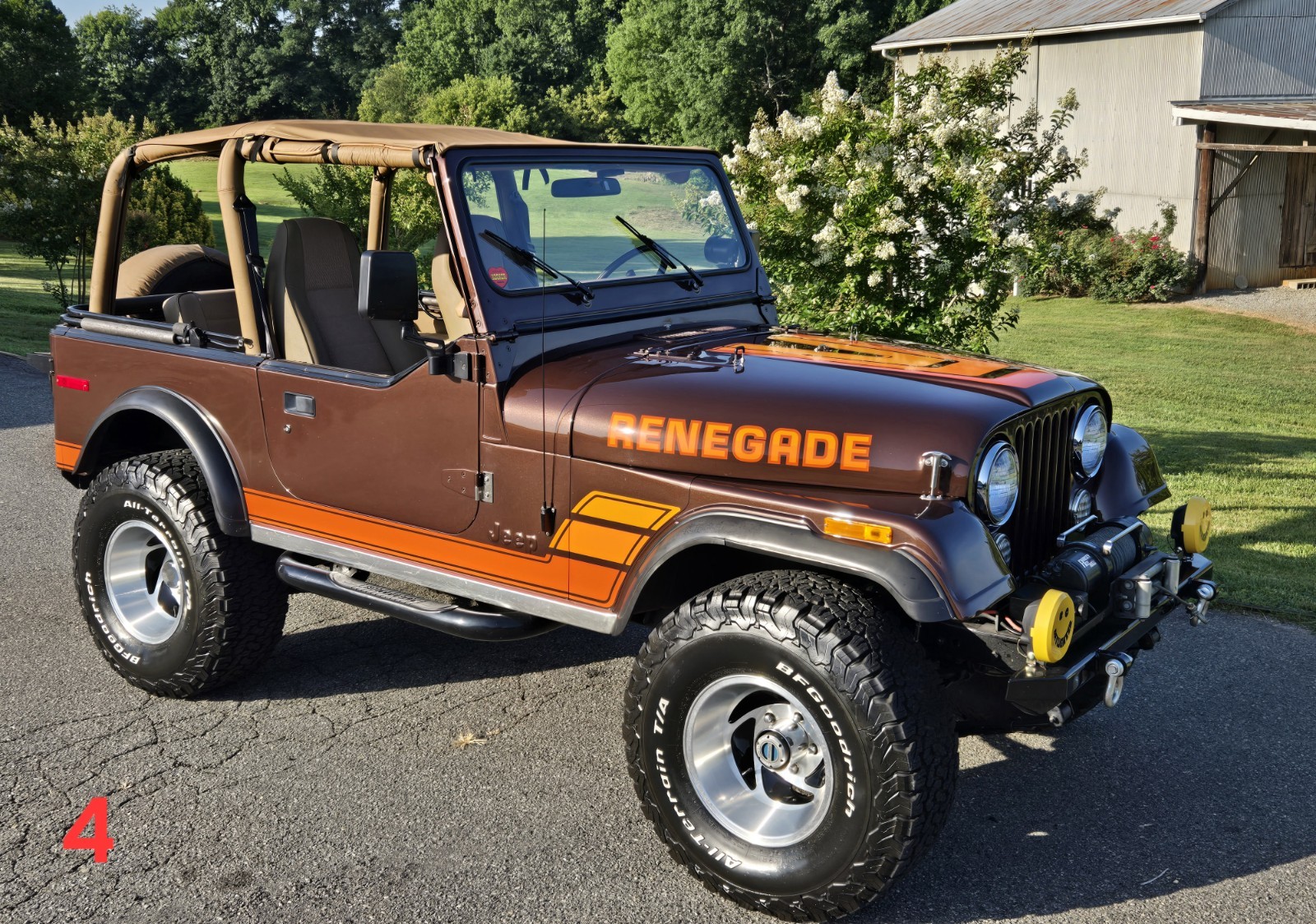Jeep-CJ-1980-SUV-Tan