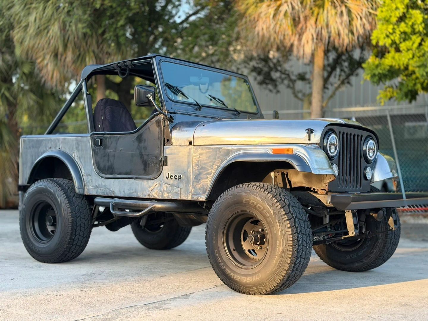 Jeep CJ 1985
