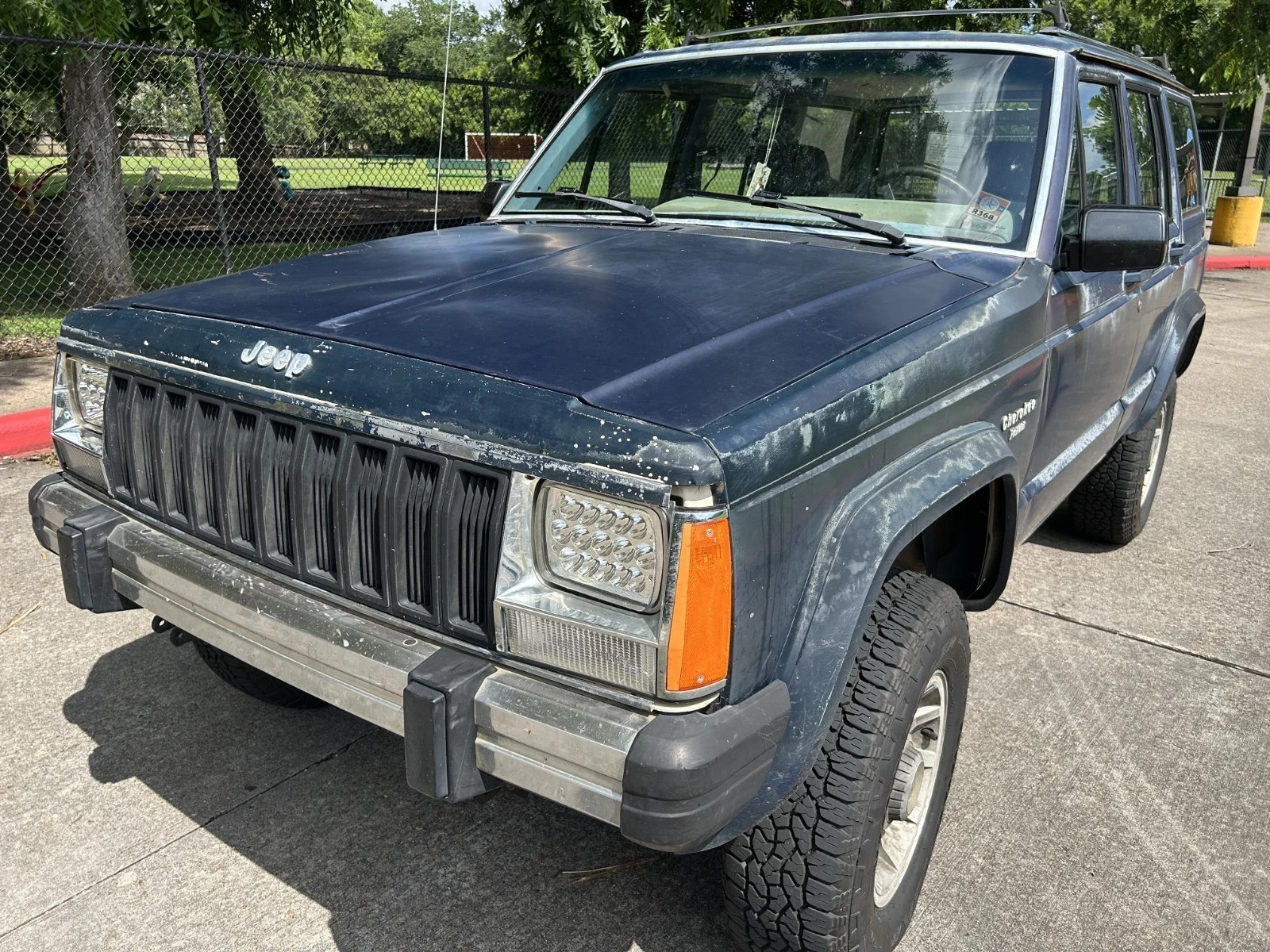 Jeep-Cherokee-1987-SUV-Blue