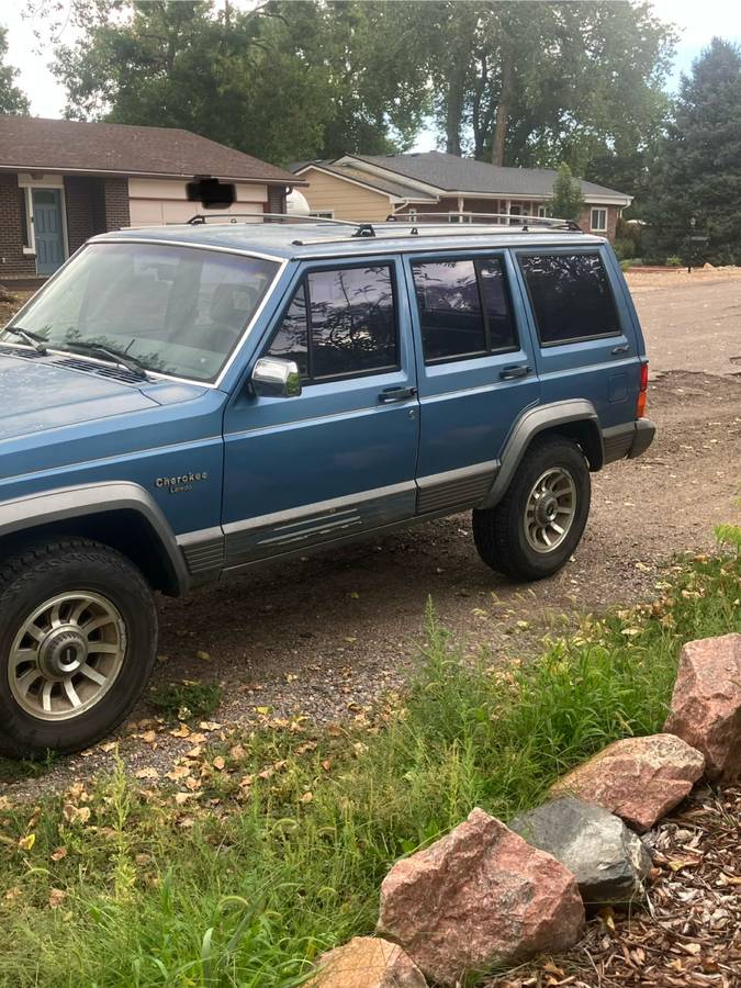 Jeep-Cherokee-1990-blue