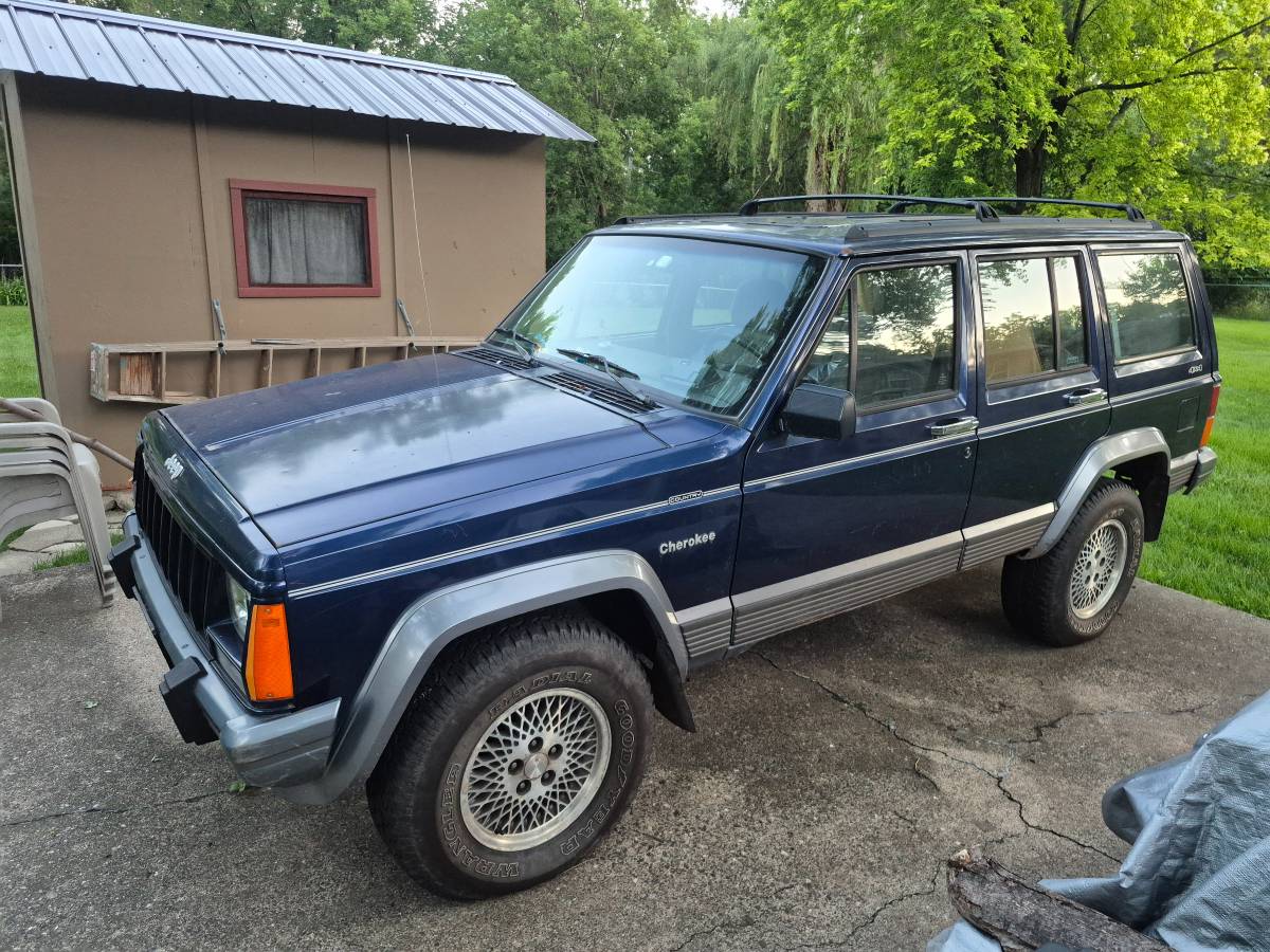 Jeep-Cherokee-1996-blue