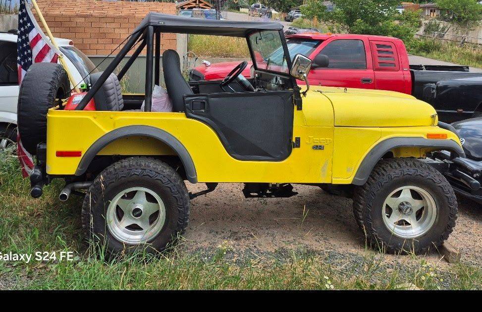 Jeep-Cj5-1974-yellow