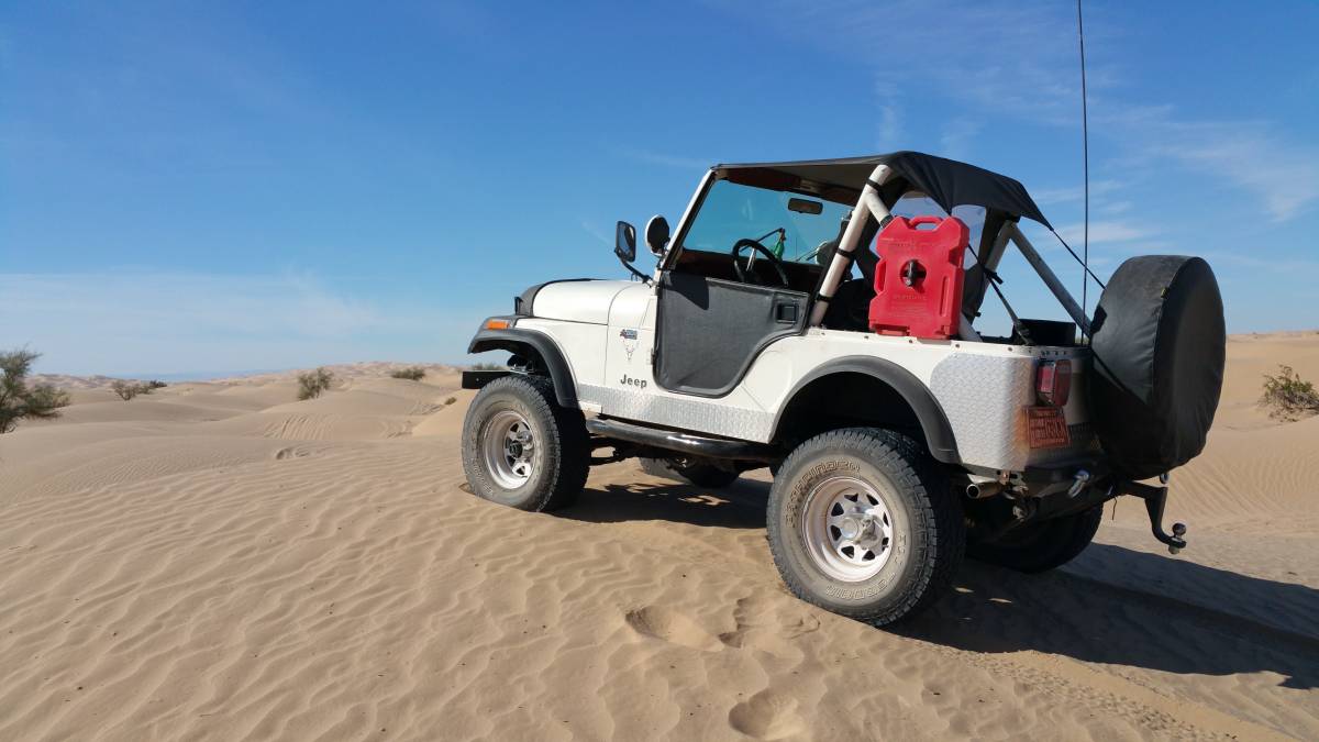 Jeep-Cj5-1982-White