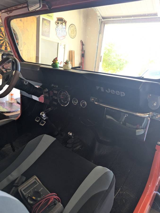 Jeep-Cj7-1977-orange