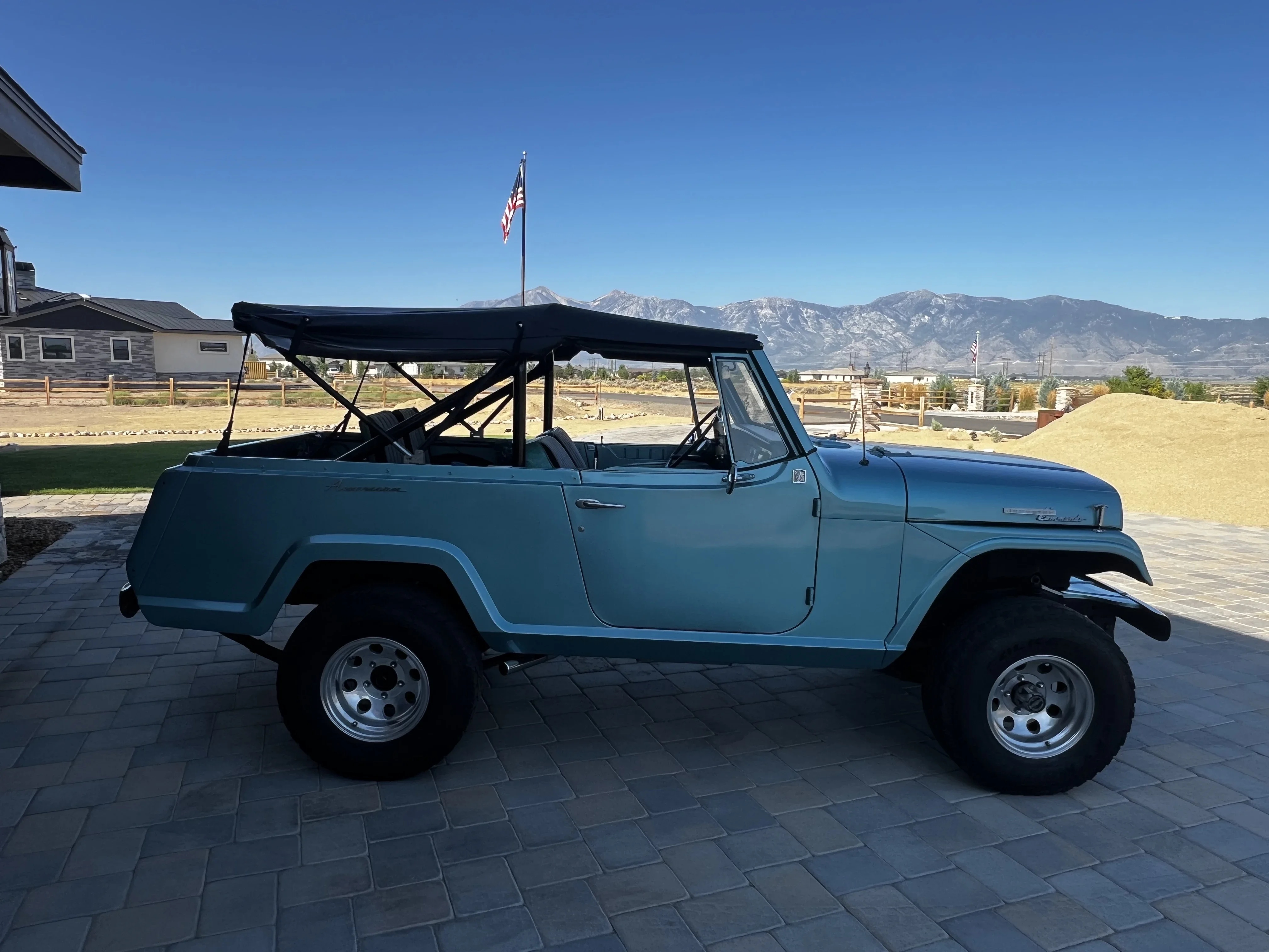 Jeep-Commando-1968-Blue
