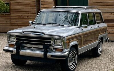 Jeep Grand Wagoneer 1990