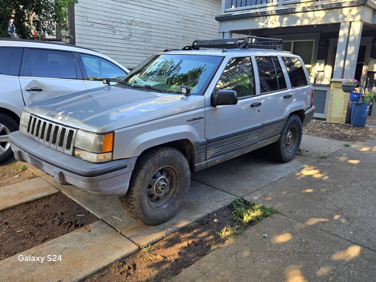 Jeep-Grand-cherokee-1995-grey