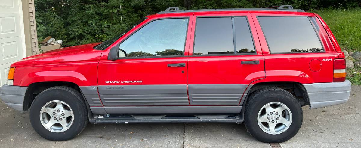 Jeep-Grand-cherokee-laredo-1996-red