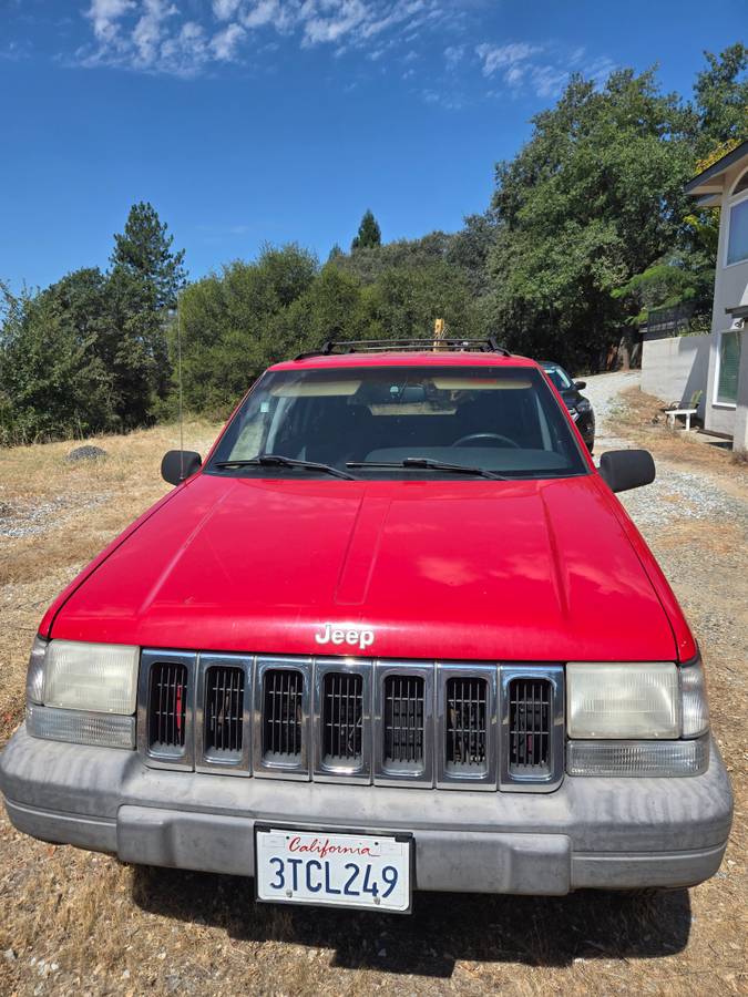 Jeep-Grand-cherokee-laredo-1996-red