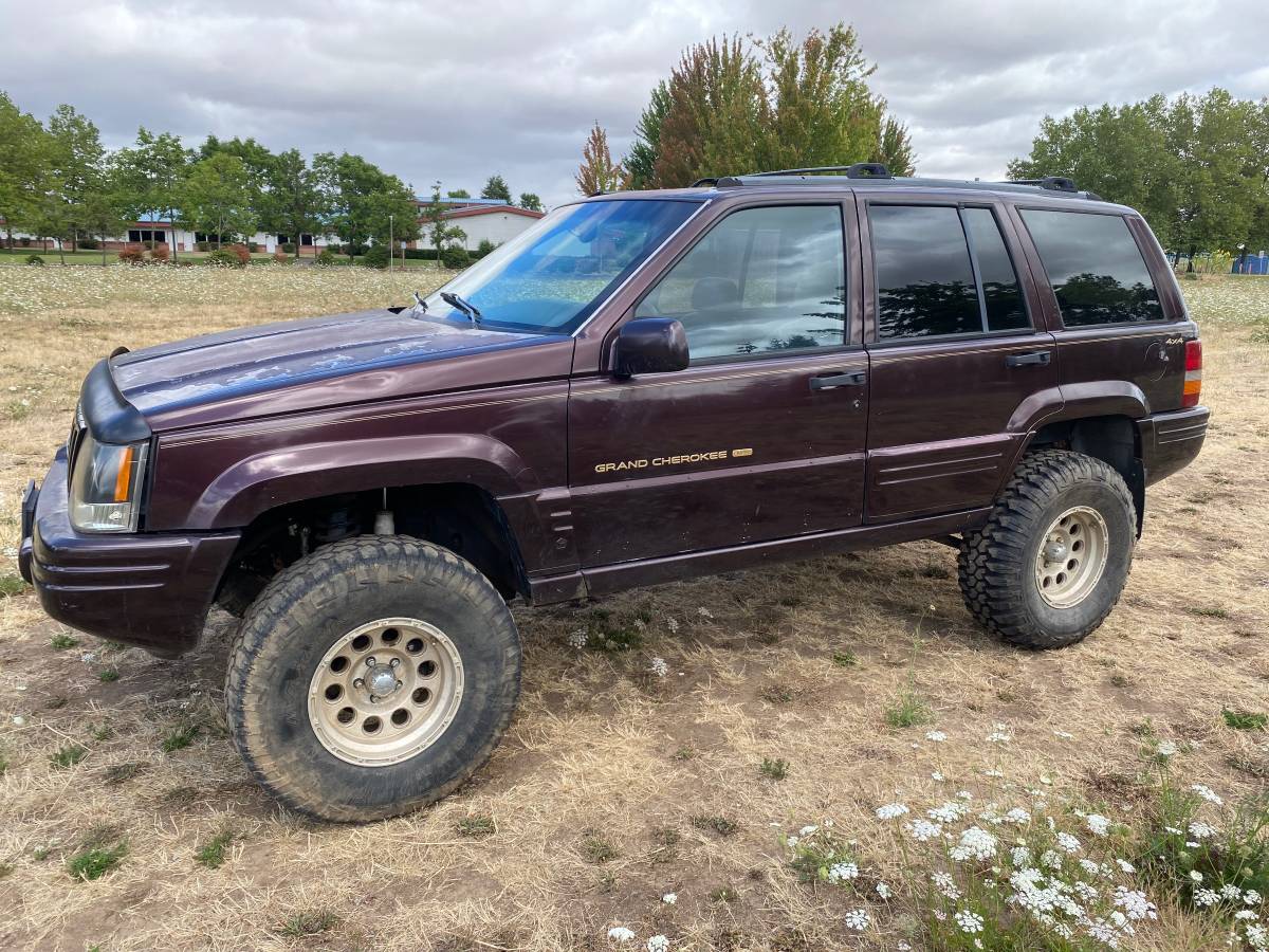Jeep-Grand-cherokee-limited-1996-red