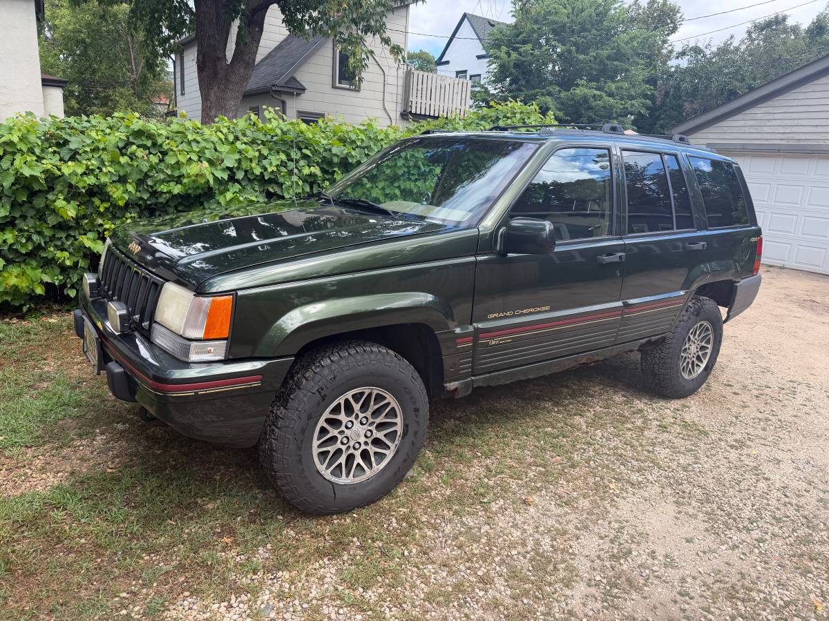 Jeep-Grand-cherokee-limited-4x4-1995-green