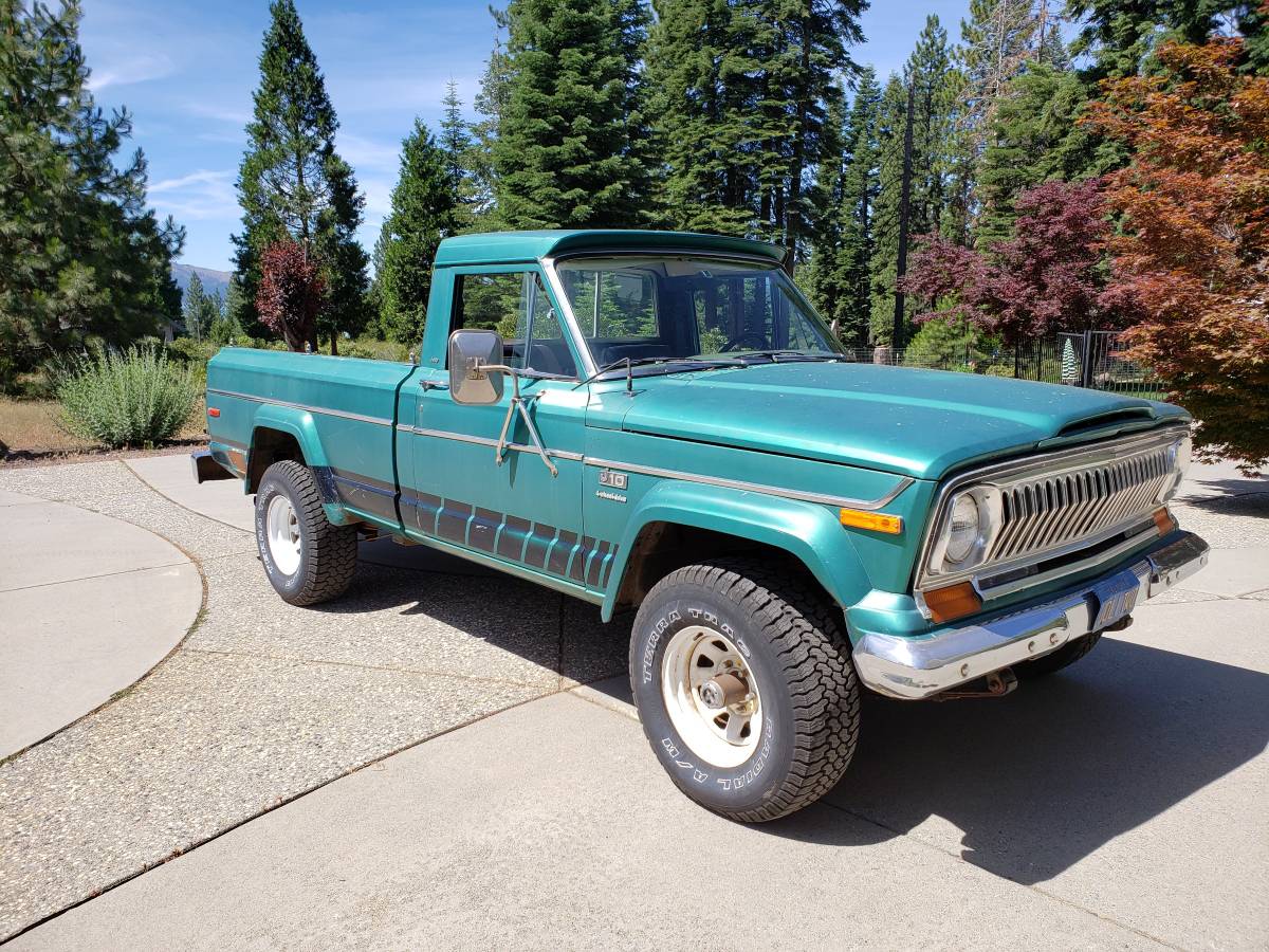 Jeep-J10-honcho-1977-green