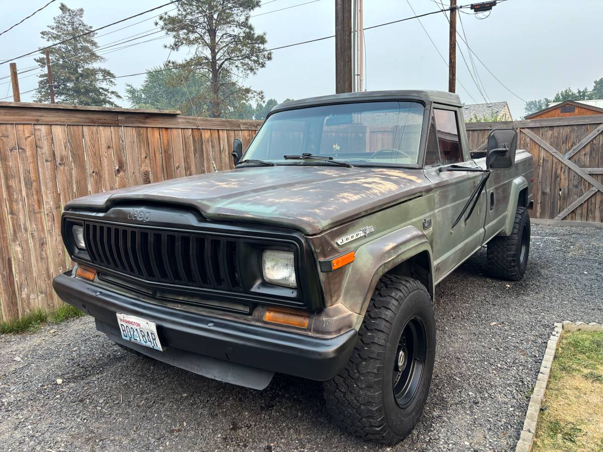 Jeep-J20-1983-custom