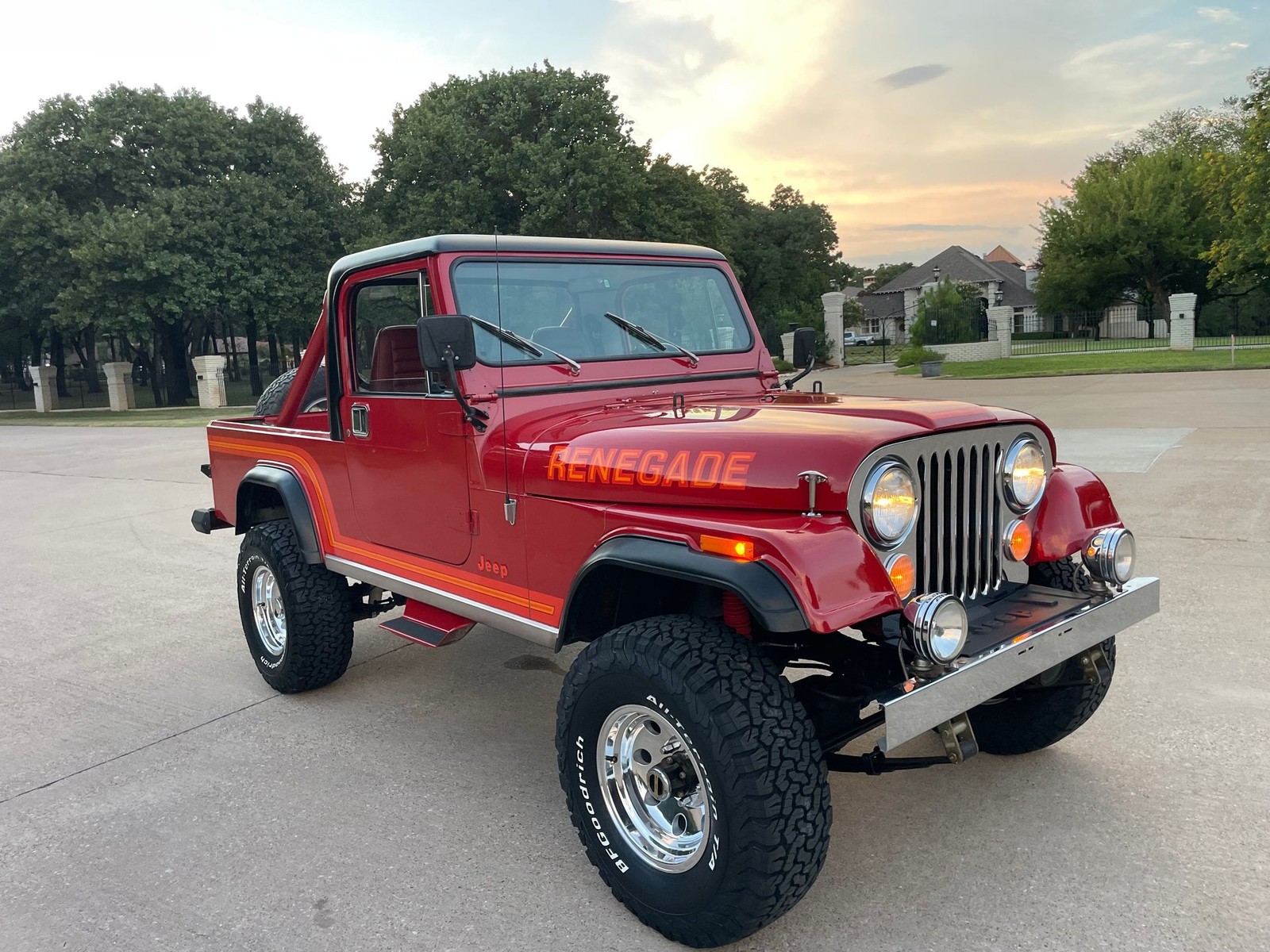 Jeep-Renegade-1985-Other