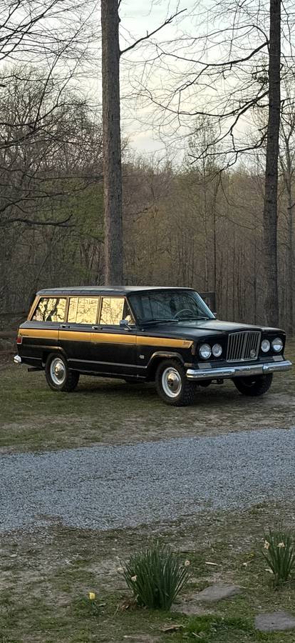 Jeep-Wagoneer-1965-black