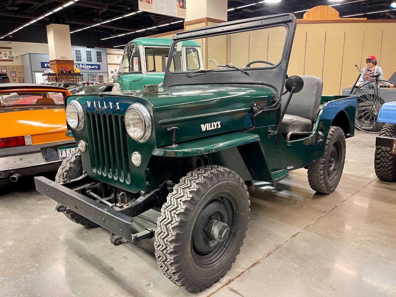 Jeep-Willys-1953-SUV-Gray