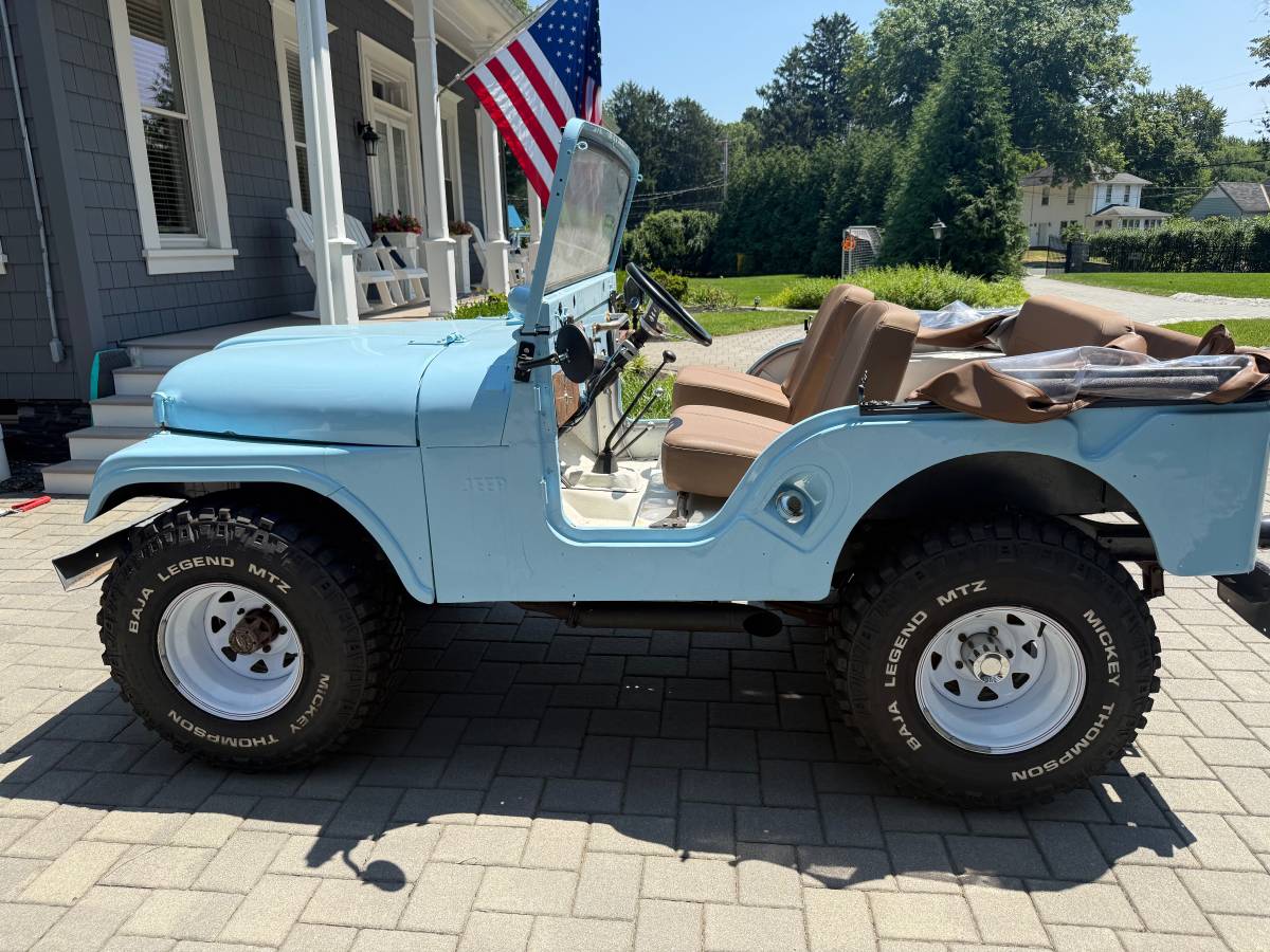 Jeep-Wrangler-1960-blue