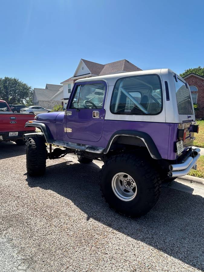 Jeep-Wrangler-1987-purple