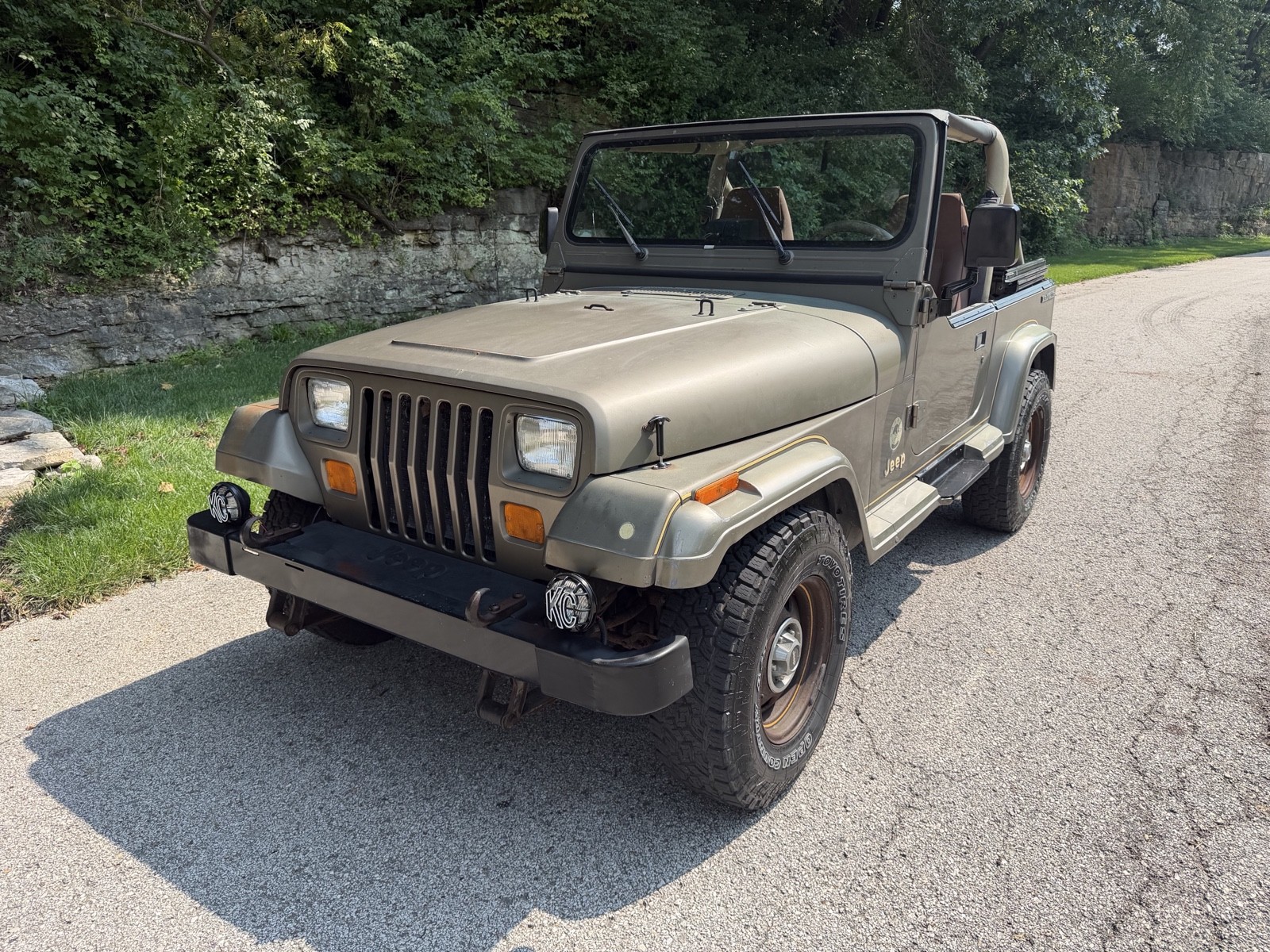 Jeep-Wrangler-1989