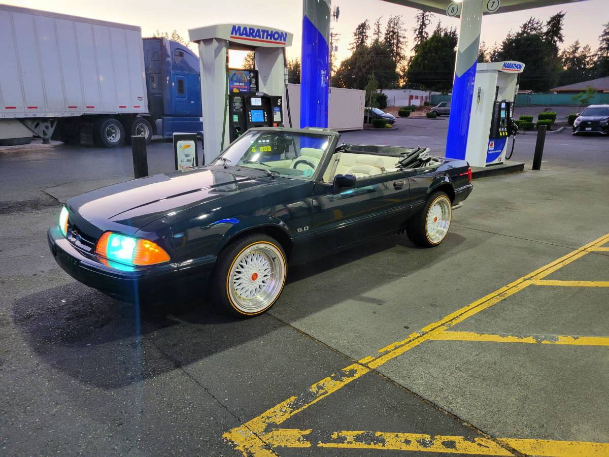Jeep-Wrangler-unlimited-1991