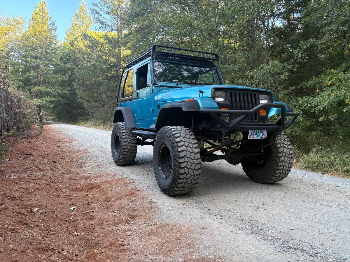 Jeep-Wrangler-unlimited-1993-green