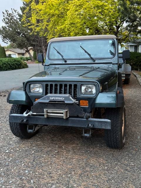 Jeep-Wrangler-yj-1993-green