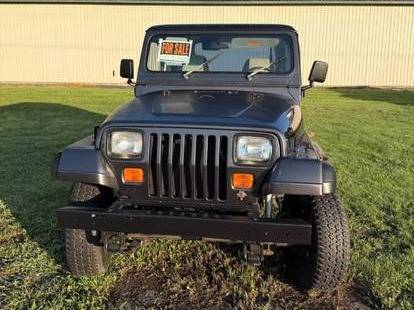 Jeep-Wrangler-yj-s-1990-grey