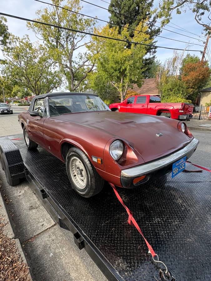 Jensen-Healey-convertible-1973-red