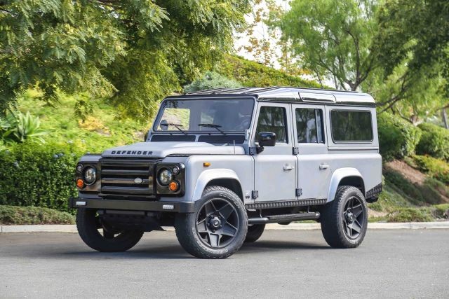 Land Rover Defender 1984