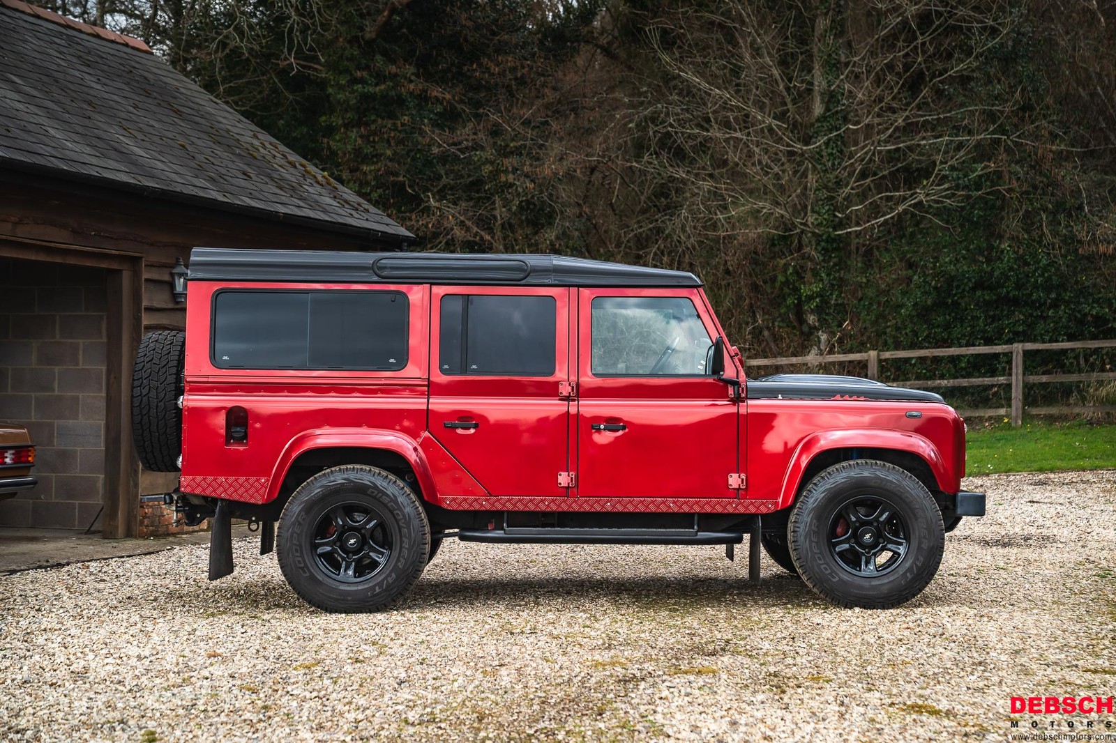 Land Rover Defender 1985