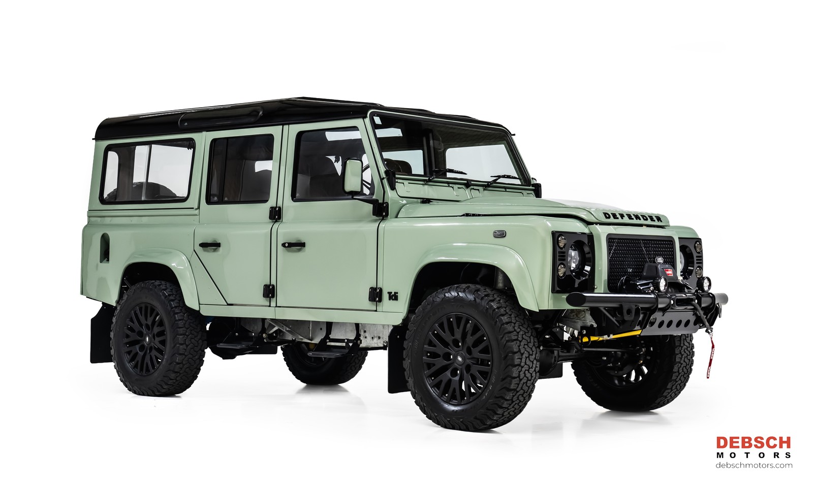 Land-Rover-Defender-1988-Caramel