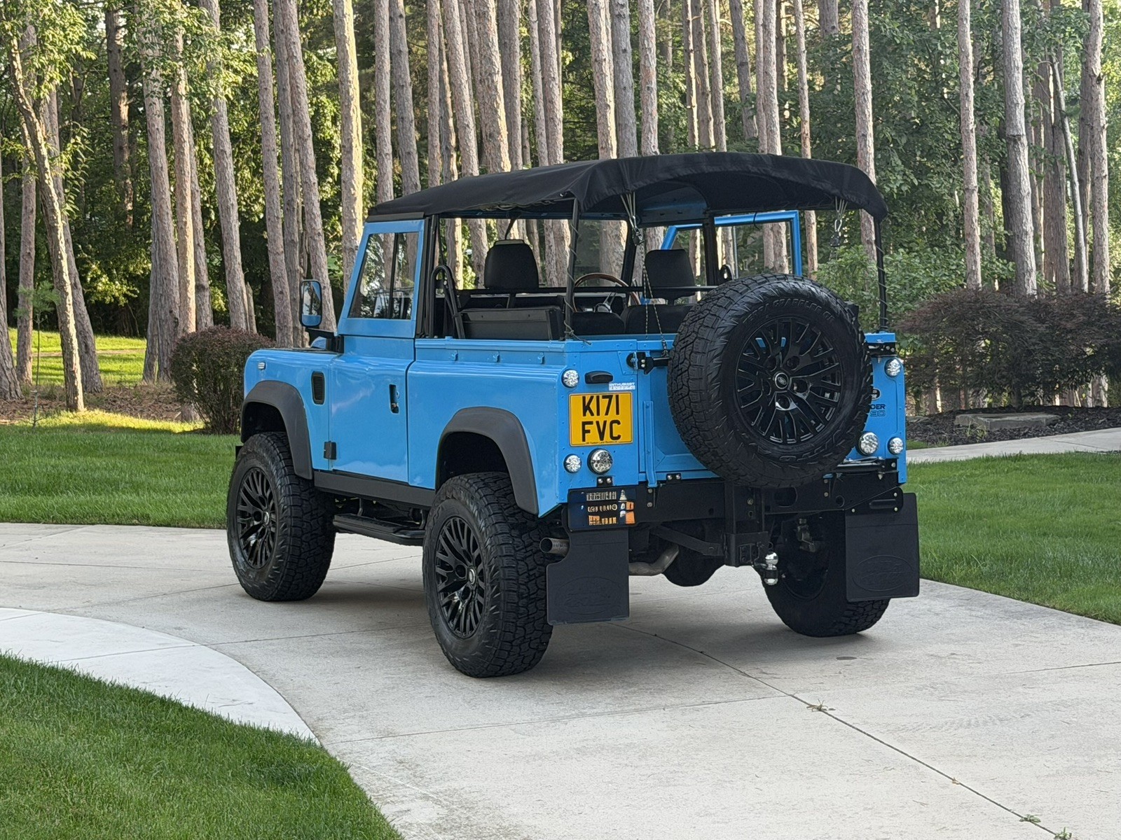 Land-Rover-Defender-1993-SUV-Brown