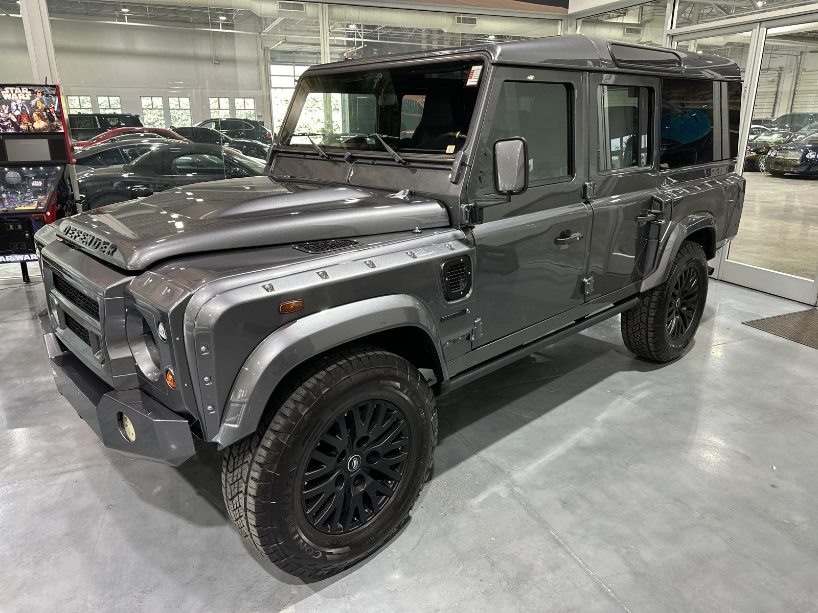 Land-Rover-Defender-1995-SUV-Black