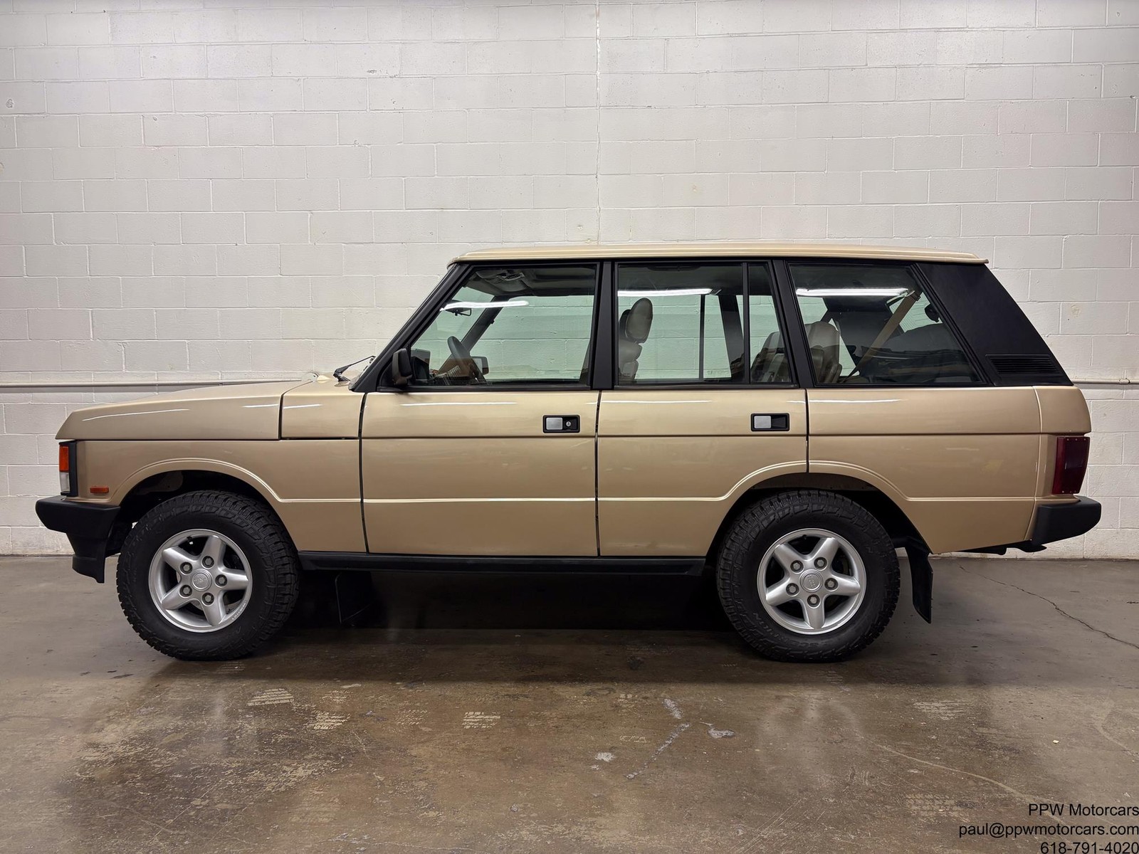 Land-Rover-Range-Rover-1992-SUV-Beige-Leather
