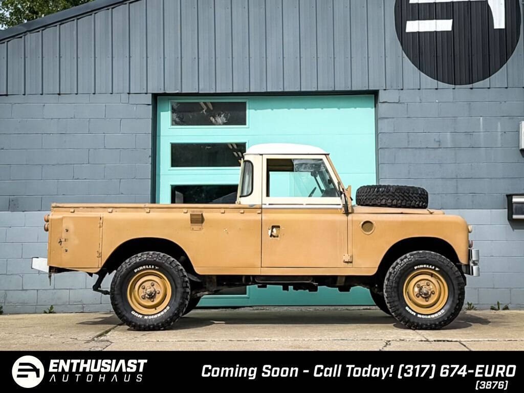 Land-Rover-Series-III-1979-SUV-BLACK