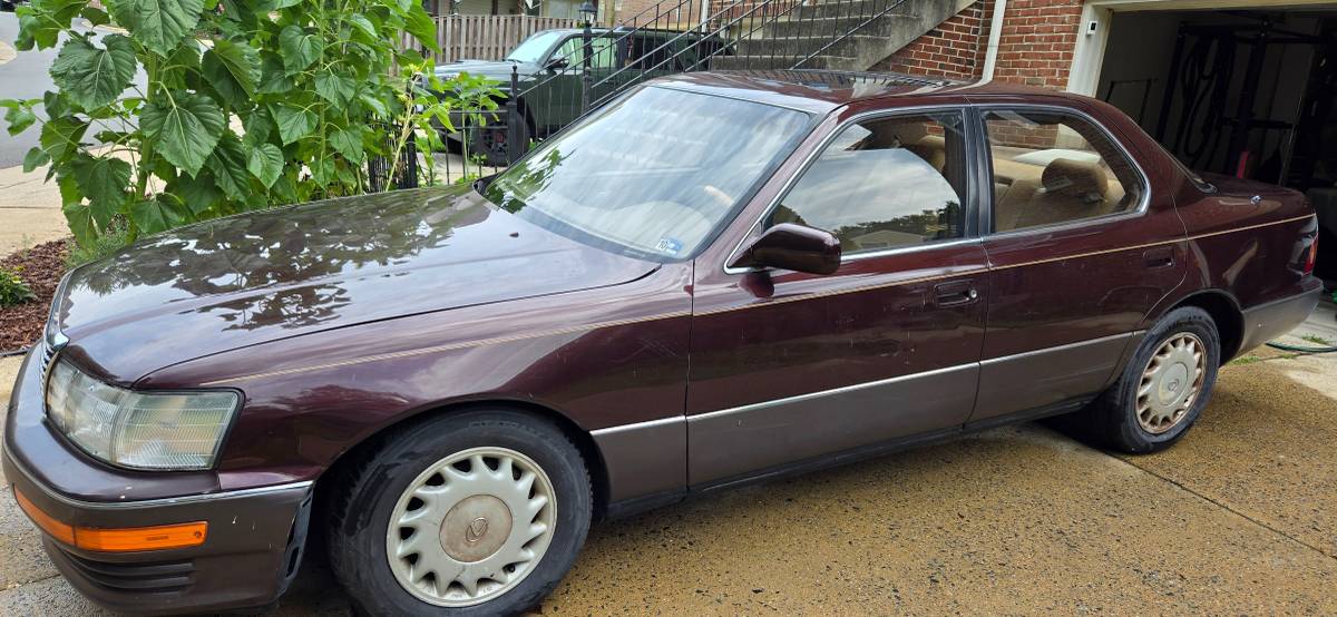 Lexus-Ls400-1991-brown